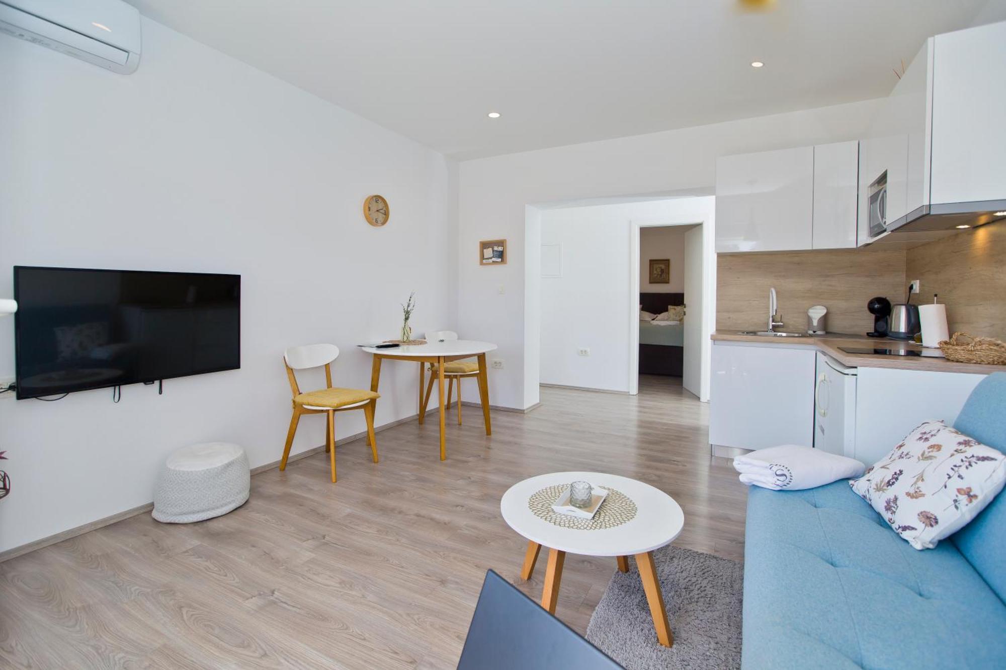 Juric 1 Apartment