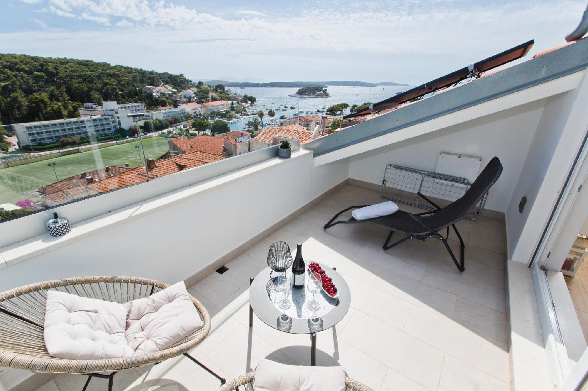 Apartment Juric 1 Hvar Town